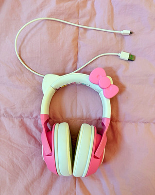Razer Kraken BT Hello Kitty & Friends Edition Bluetooth Gaming Headset RGB