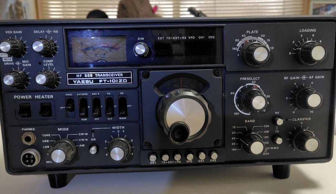 値下げYAESU FT-101ZD HF SSBトランシーバー 値下げYAESU FT-101ZD HF SSBトランシーバー Yaesu FT-101Z HF