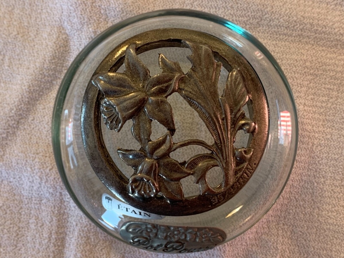 POT POURRI EN verre et étain signé Jean Goardere EUR 16,00