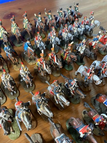 Gran Lote De Figuras De Caballeros Y Caballos De Plomo - Imagen 10 de 12