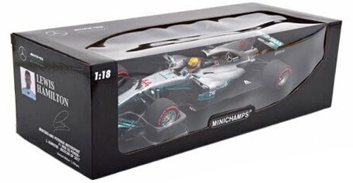 Minichamps Mercedes F1 W08 2017 World Champion - Lewis Hamilton 1/18 Scale - Image 3 of 3