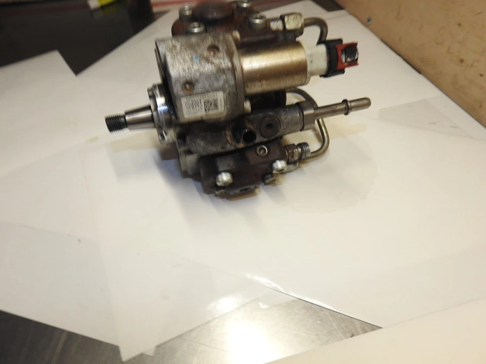 Bomba de inyección Denso HP4 se adapta al motor GM Duramax L5P 6,6 L (12678993) OEM Foto 3 de 4