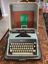 Olympia Deluxe SM7 Portable Typewriter W/Case Rare color Instruction manual thumbnail
