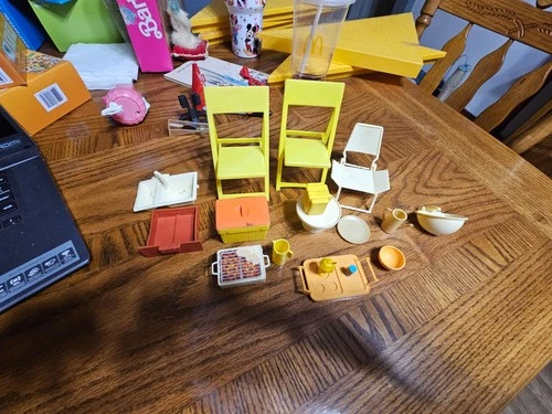 1995 Vintage Mattel Barbie Camper Mini Van Replacement Pcs Accessories 13185