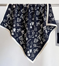 70 Cashmere 30 Silk Bandana Scarf necklace Print Shawl Neckerchief wrap 26''