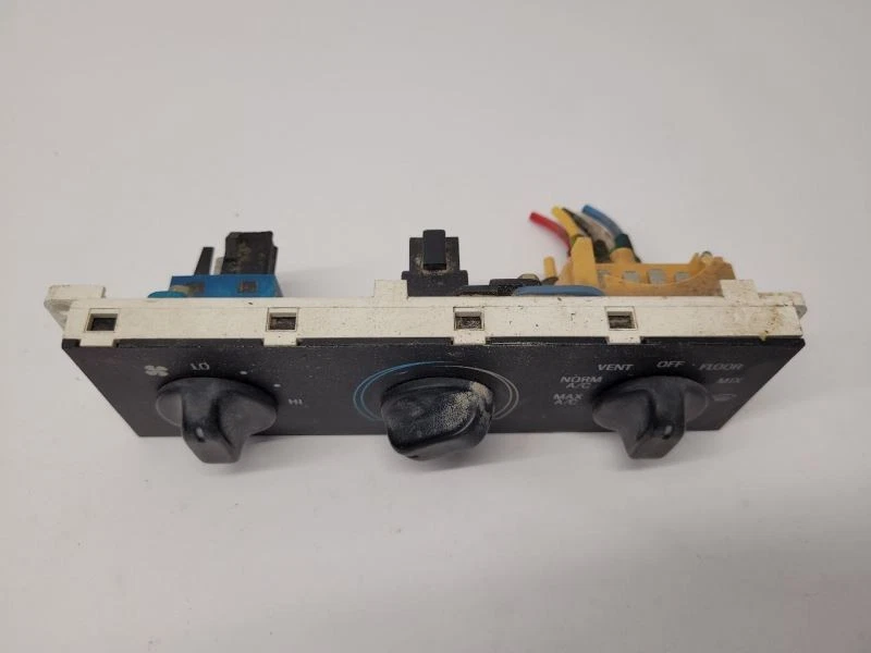 MERCURY GRAND MARQUIS 1995-1997 Temperature Control F5AZ19980AA - Image 2 of 4