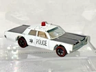 Vintage Original HOT WHEELS REDLINE * POLICE CRUISER 1969 * White Interior * b.