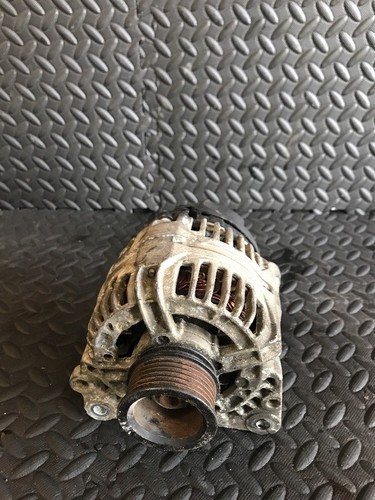 VW Bora oder Audi 2.0 Benzin 2001 Baujahr Kraftstoff Lichtmaschine 028903028D