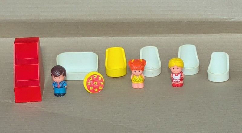 Vintage Kenner Tree Tots: 3 Figures, 4 Chairs, 1 Couch, 1 Table; 1970s