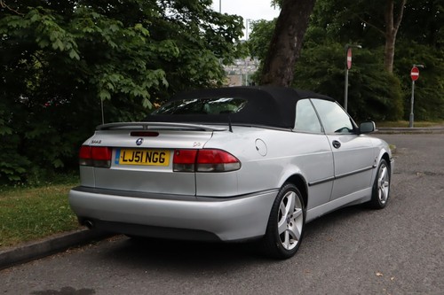 2001 Saab 9-3 2.0HOT SE 2dr Auto CONVERTIBLE PETROL Automatic - Picture 4 of 23