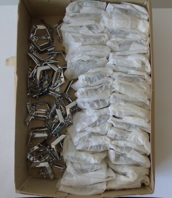 Händler Posten 350+ Chrome Lance Corporal Abzeichen - Chevrons