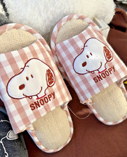 Snoopy PEANUTS Slipper Gray Sizes 7/9 pink white Japan