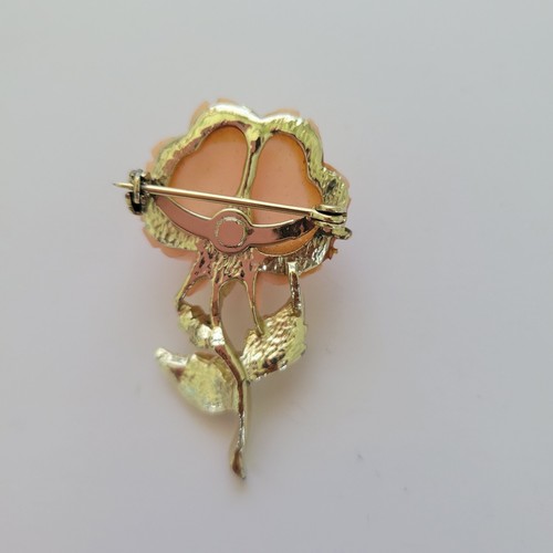 Vintage Blooming Peach Cabbage Rose Brooch Pin MCM Lucite Gold Plated Unsigned - Picture 2 of 5