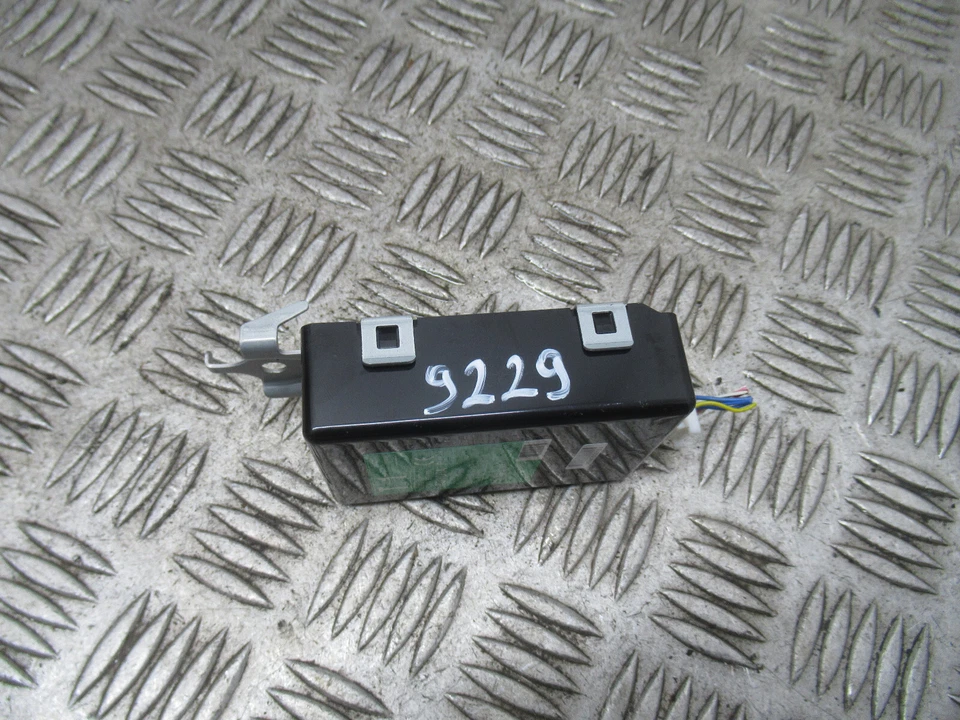 2015 LEXUS NX 300H Z1 4x4 2.5 HYBRID MK1 TPMS RECEIVER ASSY CONTROL ECU REF9229 - Image 4 of 4