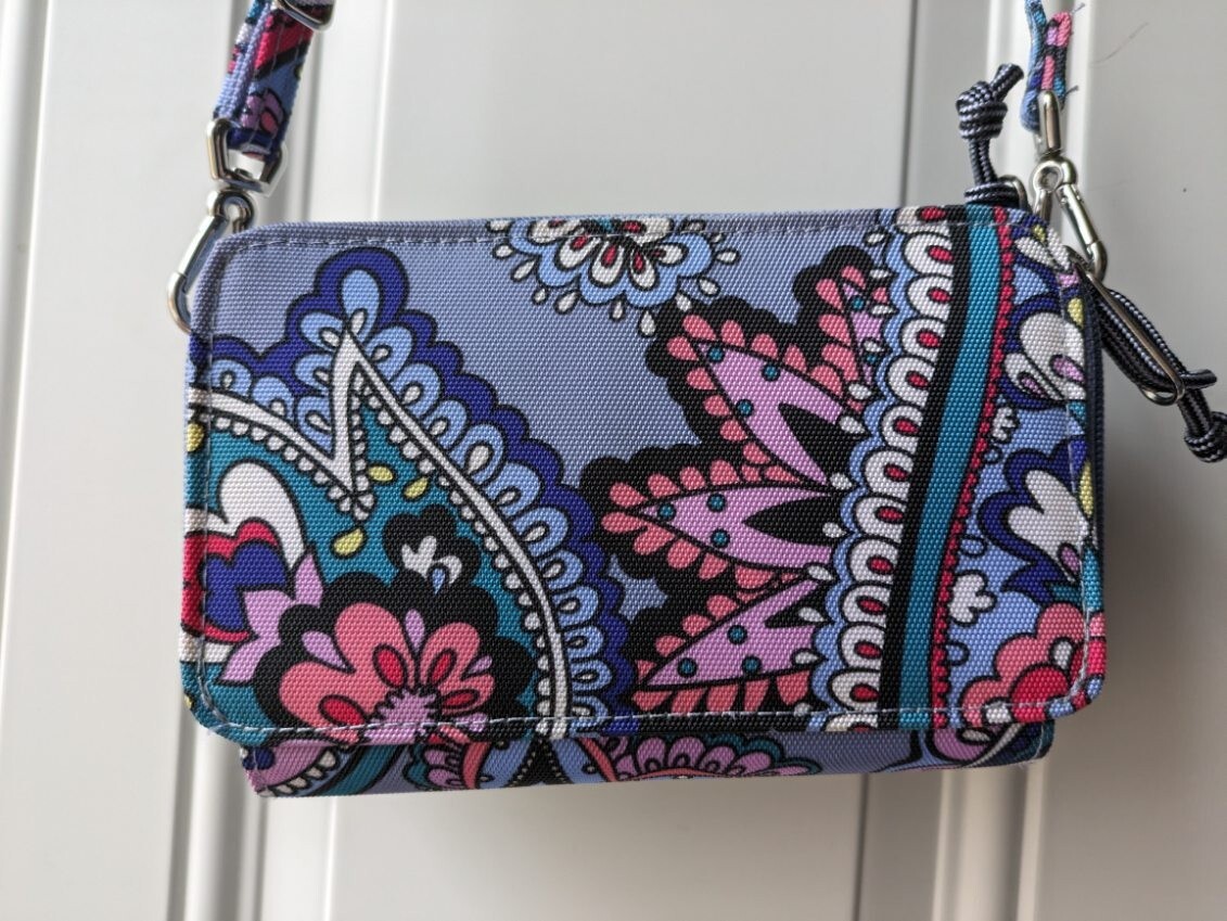 Vera Bradley RFID Wallet/Purse Crossbody Paisely eBay