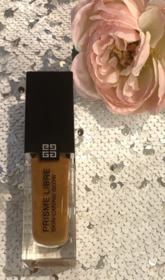Givenchy Prisme Libre Skin Caring Glow Foundation 6-N405  1 fl Oz  New