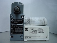 New Allen Bradley 802T-AMP Ser. J Oiltight Plug-In Maintained Limit Switch NIB