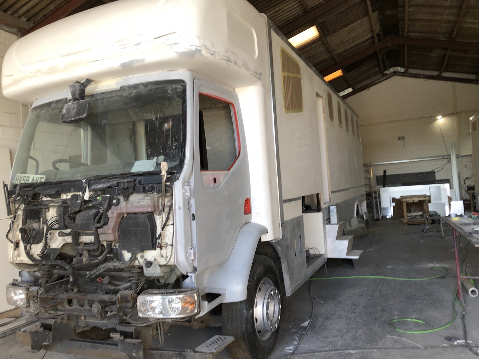 Horsebox REPAIRS 3.5t hgv ramps floors paint lights Daf renault eBay