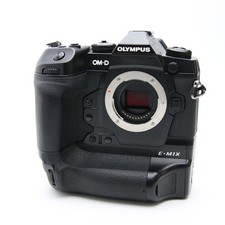 Olympus OM-D E-M1X Mirrorless Camera Body -Near Mint- 205
