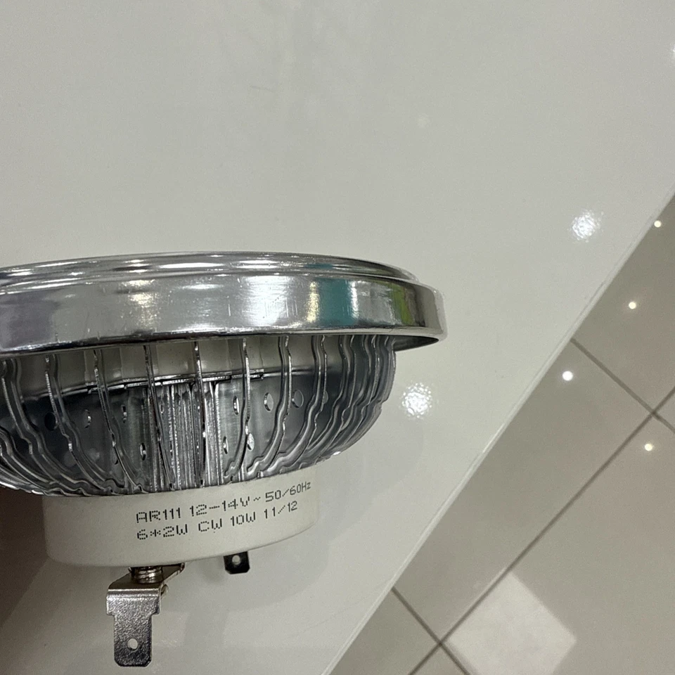 Job lot 23 x Diamond AR111 12-14v 50-60hz 6*2w cw 10w NEW led lightbulb - Image 3 of 4