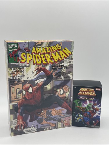 The Amazing Spiderman 1994 Modellbausatz & Spider-Man Metallfigur
