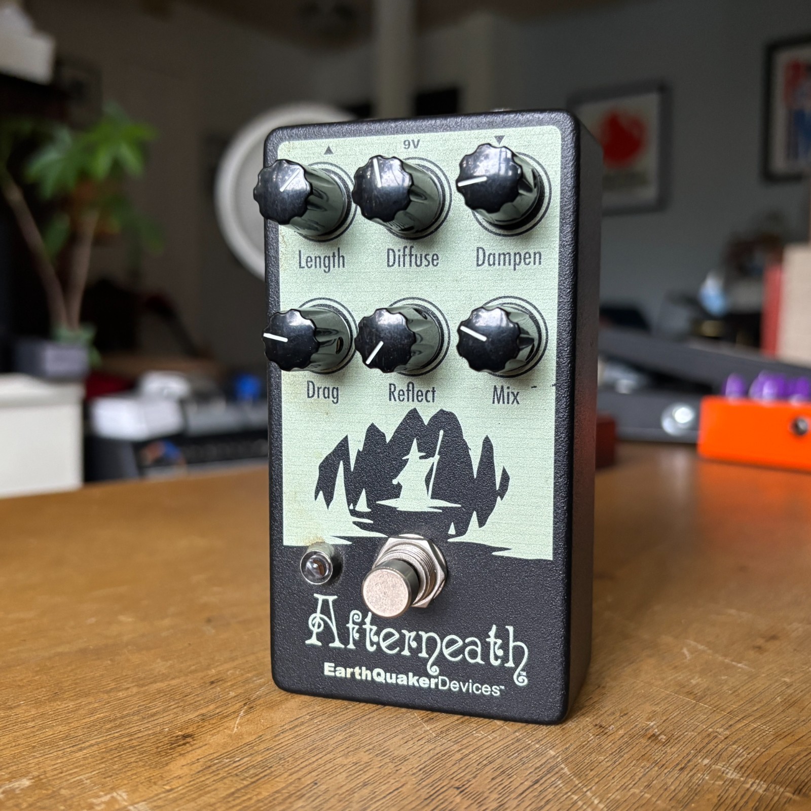 EarthQuaker Devices Afterneath V3 Reverb Pedal (EQDAFTEV3USA)