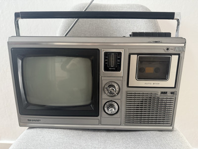 SHARP 10P-18G TV