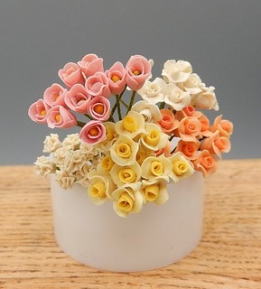 Vintage OOAK Hand Sculpted Garden Flowers Artisan Dollhouse Miniature 1:12