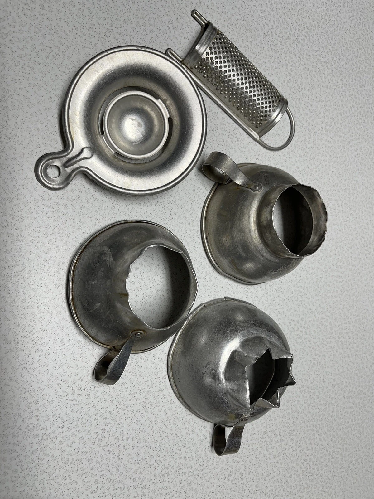 Vintage Tin Lot of  5 Kitchen Items Canning Jar Funnels, Egg Separator, Grater
Opens in a new window