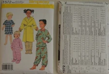 Simplicity 1572 - Toddler & Child Sleepwear & Robe
