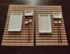 Set da tavola da sushi per 2 persone in ceramica con tovagliette e bacchette