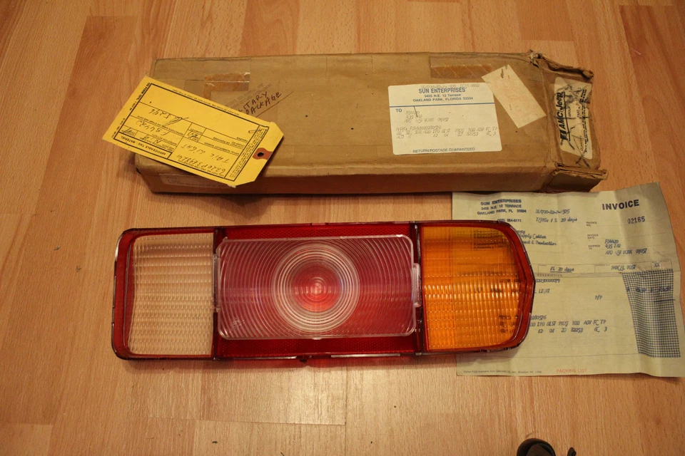 AMC Concord 1978 Rückleuchte Glas NOS OVP Teilenummer 3698421 34623 - Bild 3 von 3