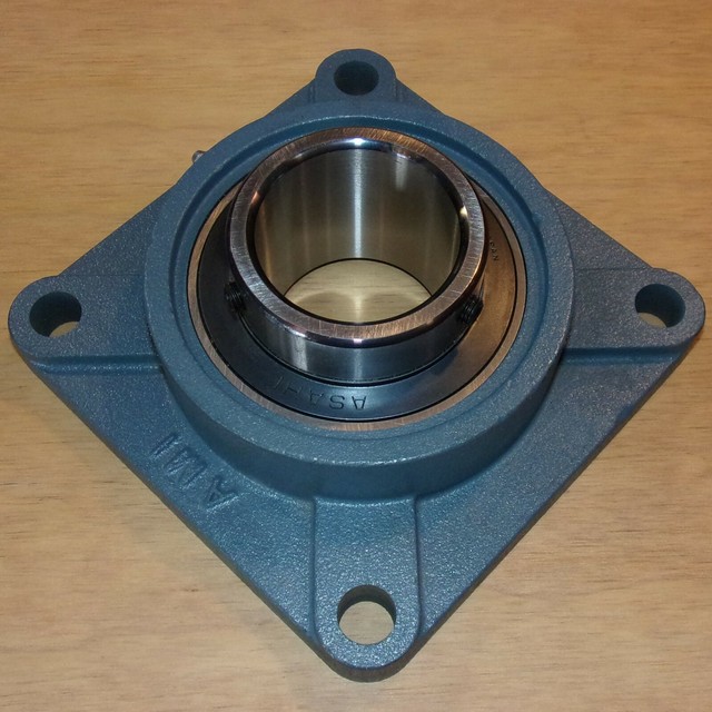 NEW AMI ASAHI UC20620 Mounted 1 1/4" Bearing FL206 AMIUCFL20620 eBay