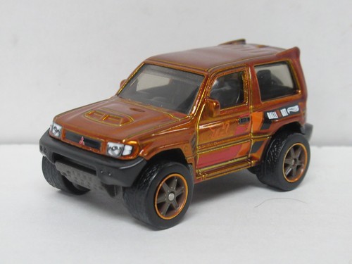 2024 Hot Wheels Super Treasure Hunt Mitsubishi Pajero Evolution