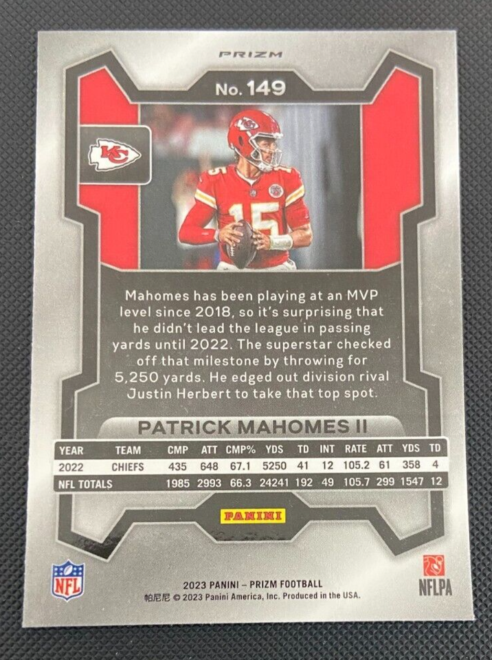 2023 Panini Prizm Football PATRICK MAHOMES II Red Sparkle Color Match