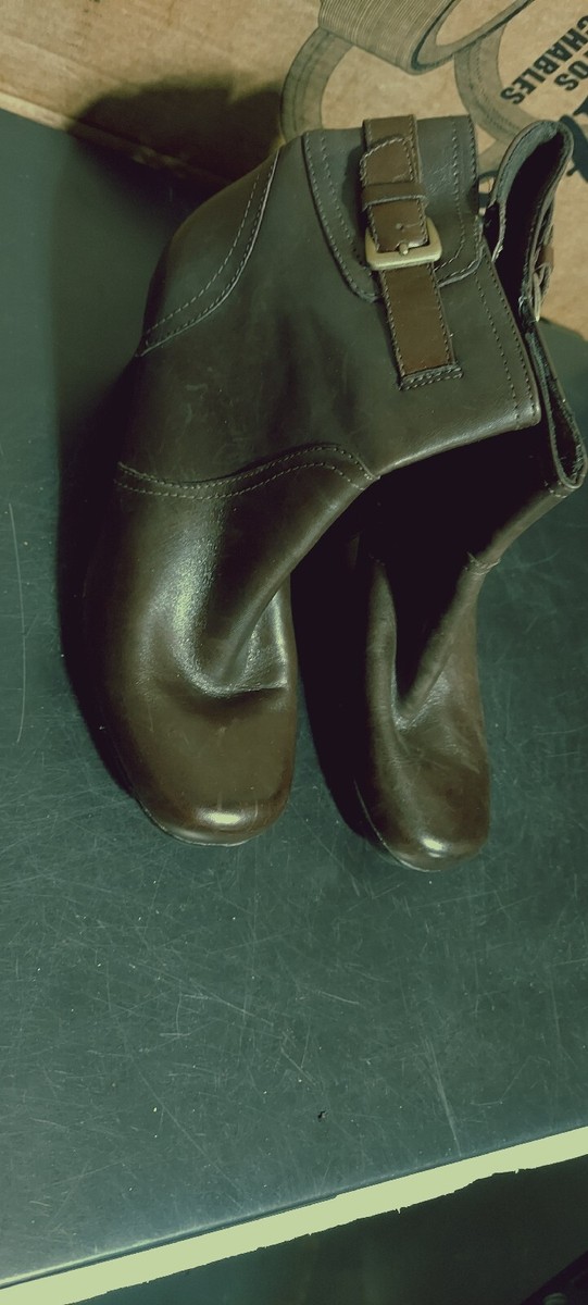 Clarks Brown Leather Side Zipper Ankle Boots Sz 8M Buckle  display picture 1
