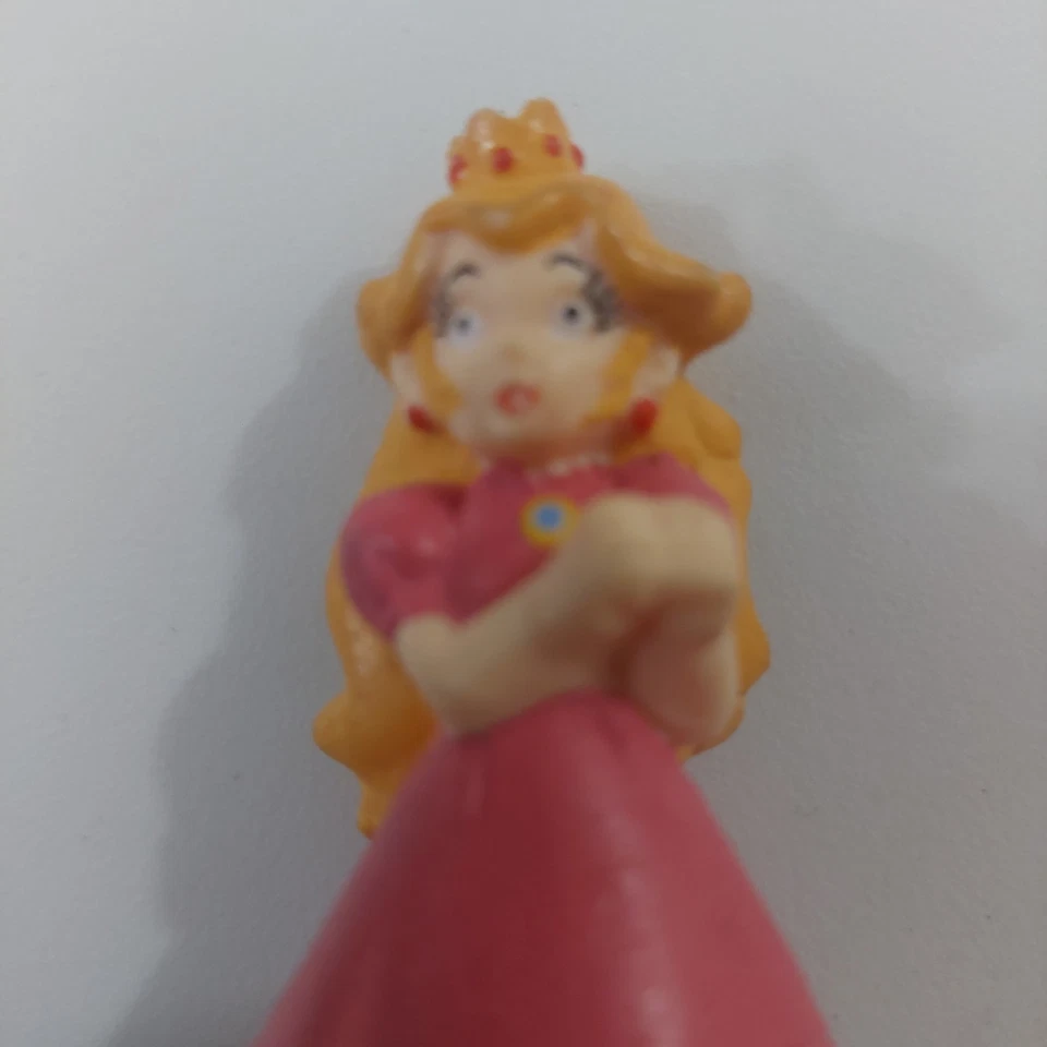 Винтажная игрушка/топпер для торта 1989 Princess Peach Applause из ПВХ — Super Mario Bros. - Изображение 2 из 3