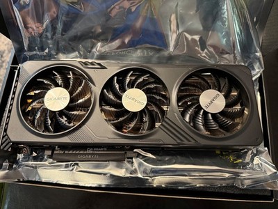 Mint Used GIGABYTE GeForce RTX 4060 GAMING OC 8GB GDDR6 Graphics Card
