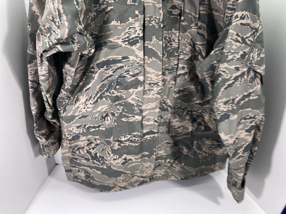 USAF ECWCS Goretex Parka Medium Short Full Zip Tiger Stripe Camouflage NWOT - Image 3 of 4