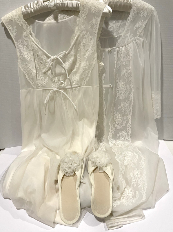VTG Shadowline White Bridal Peignoir Lace Sheer Pearls Long Gown Robe Slippers