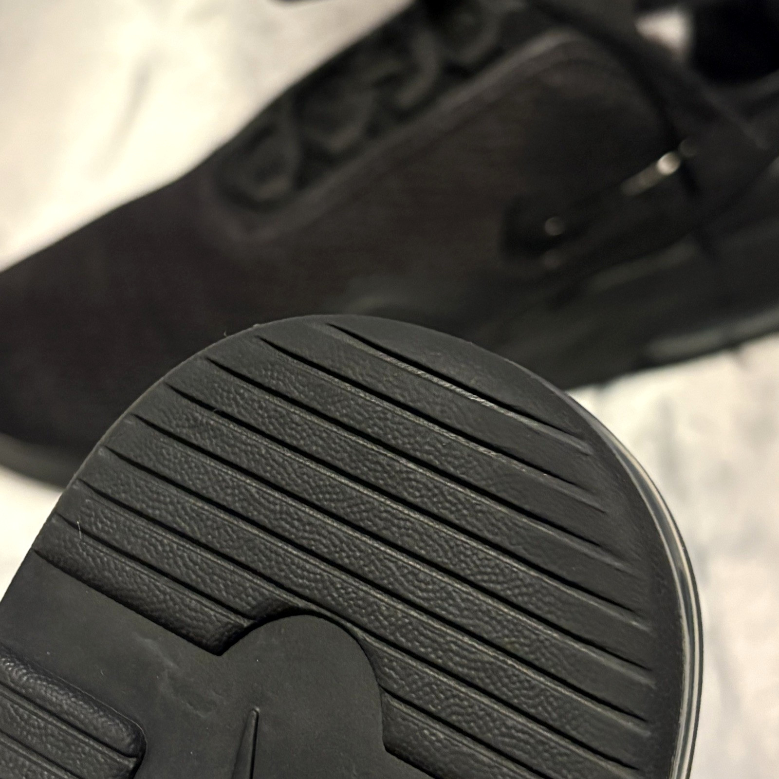 Nike Air Max Motion 2 Triple Black Running Atheltic Shoes Men's Sz 9 A00266-004