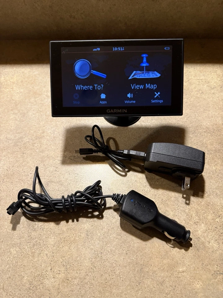 Garmin RV 660LMT 6” Auto GPS w/ Lifetime Maps - Bundle - Tested - Image 2 of 4