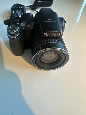 Fujifilm FinePix S3400 Digital Camera w/ Strap Lens Cover