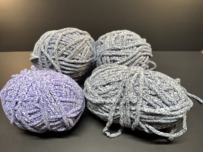 Fancy Colored Dots Ice Blue/white/Purple Stripe Thread Thick Wool Yarn Ball 4pcs