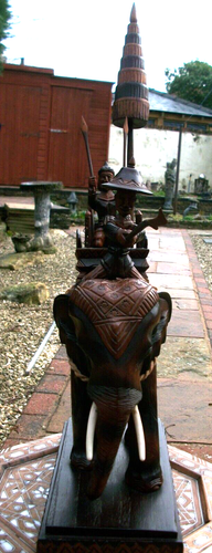 LARGE2.6Kg HAND CARVED WOODEN CEREMONIAL ELEPHANT - Picture 4 of 7
