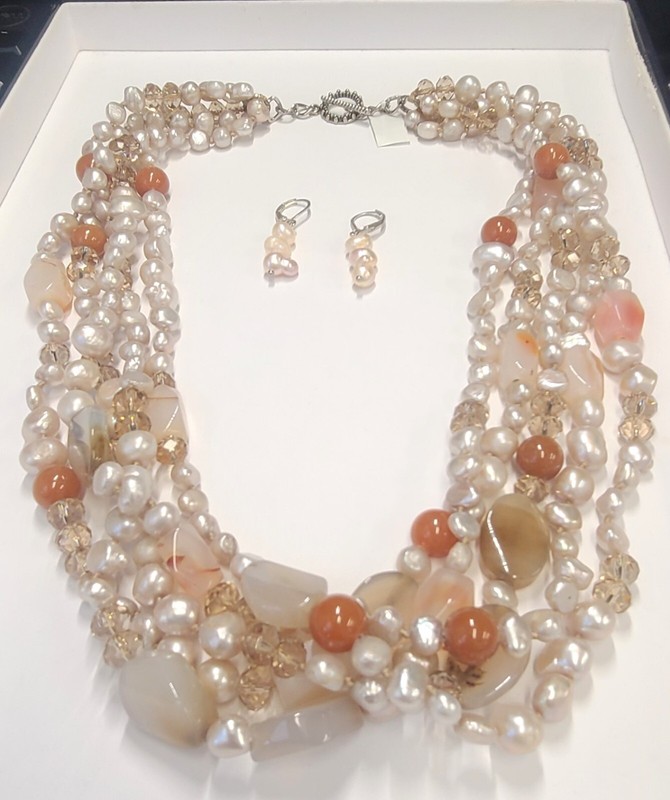 5 strand Pearl , Agate & Crystal Necklace Earring set w/toggle lock  #125