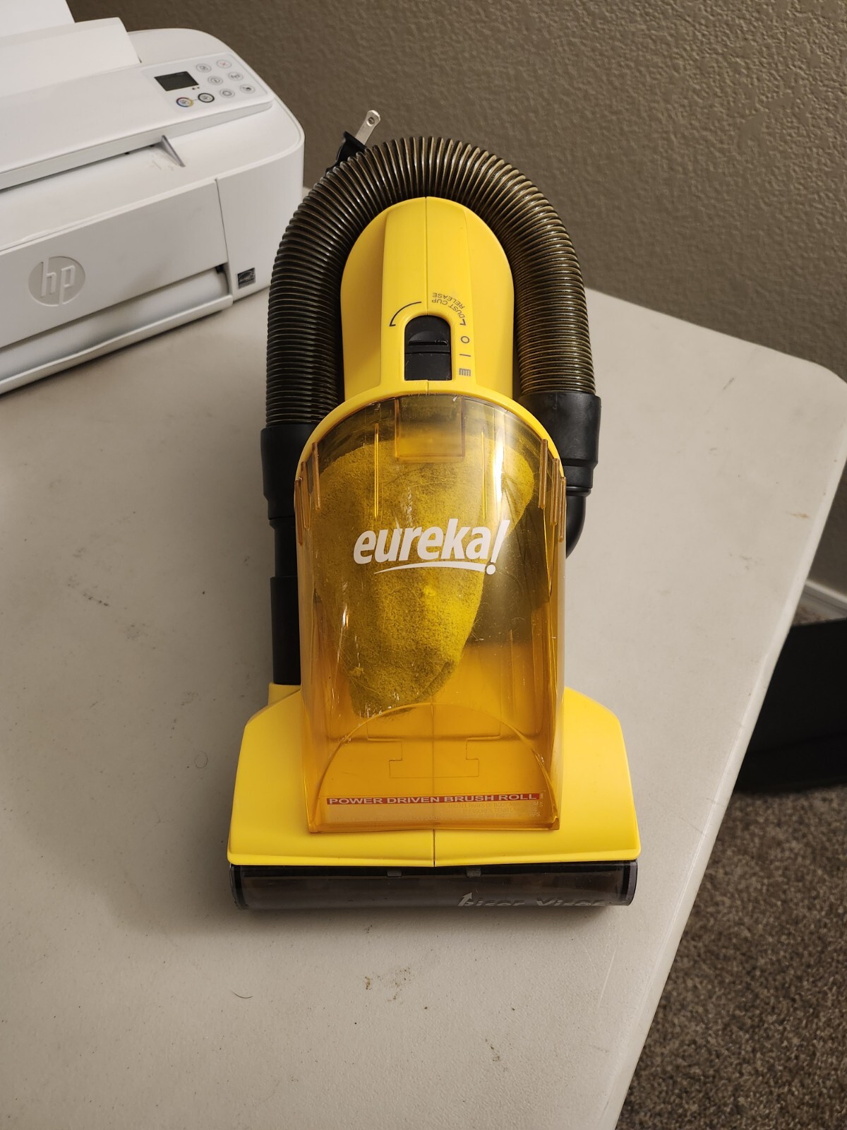 Eureka EasyClean Handheld Vacuum Cleaner Corded Model 71 No Crevice