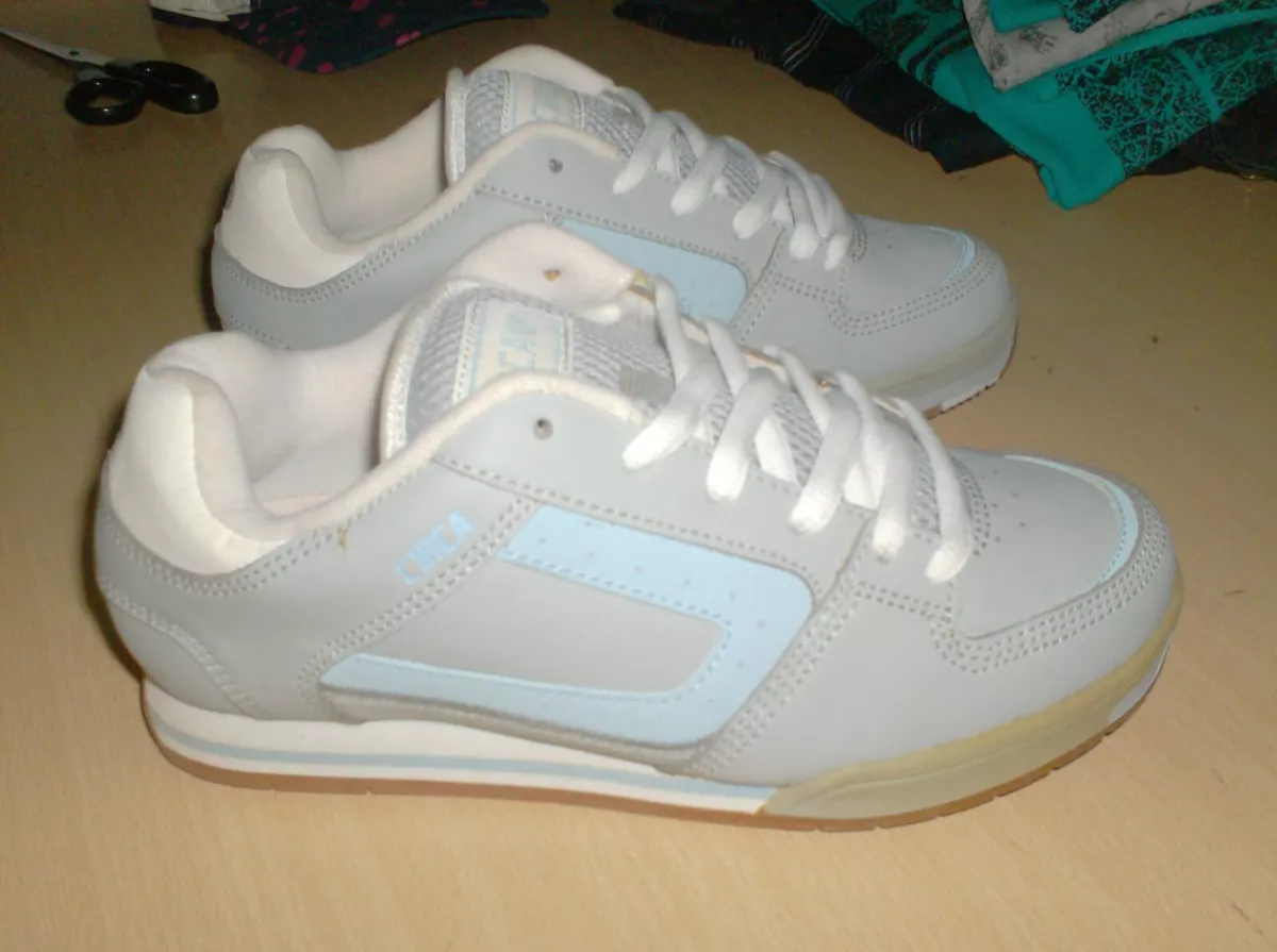 2006 vans shoes sales