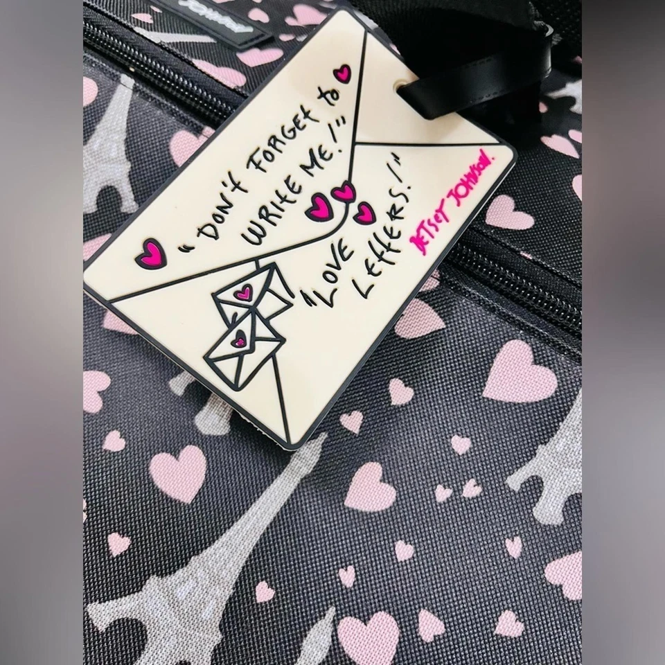 Bolso de Lona Betsey Johnson Chic Parisino Rodante - Corazones y Torres Eiffel Foto 4 de 4