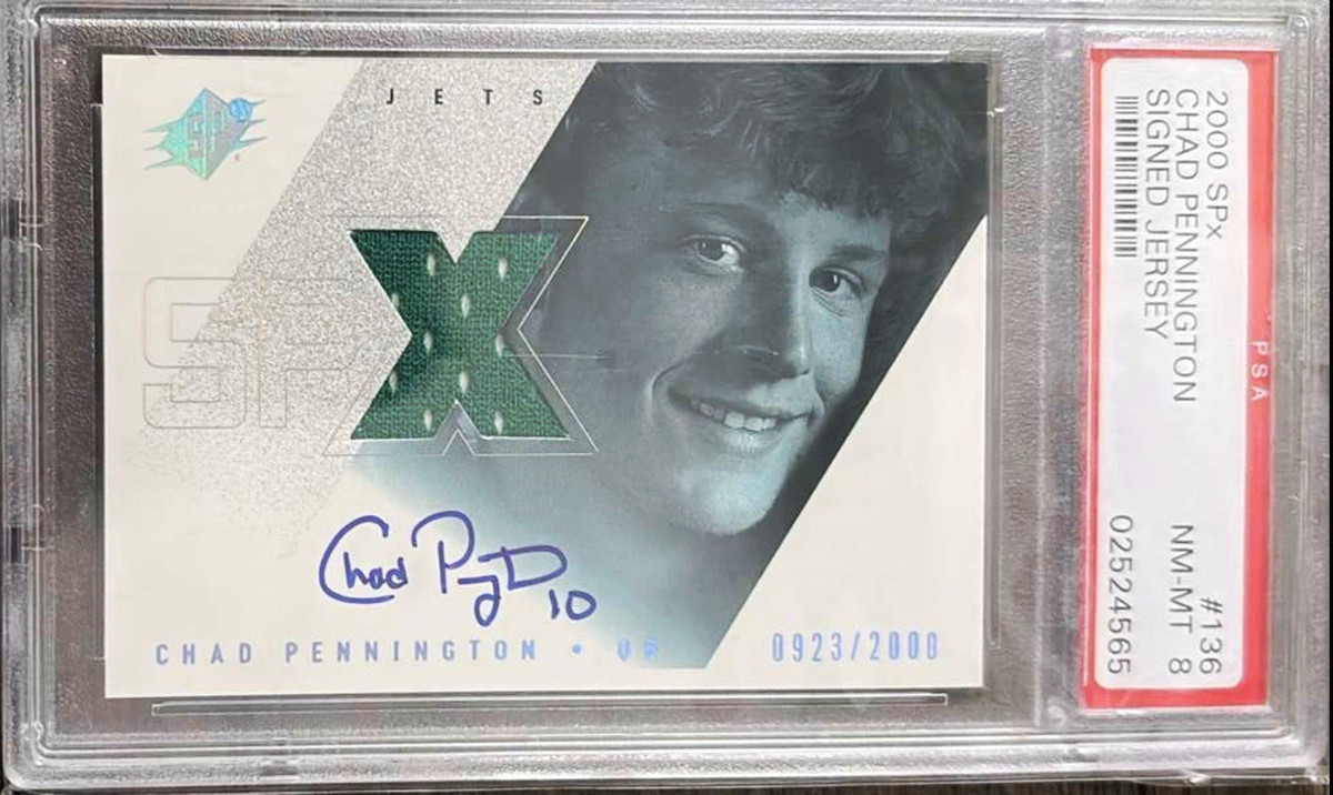 2000 Upper Deck SPx Chad Pennington Jets RC Auto Jersey #136 /200 PSA 8